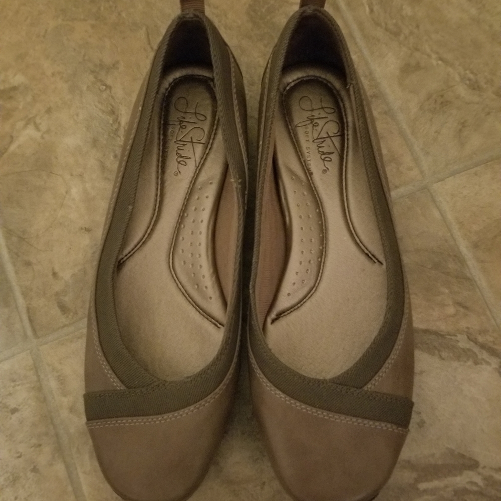 Life Stride Flats